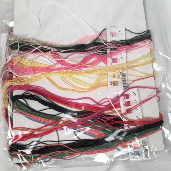 3 Kits of Needlework Craft Stitching - Picture 9 of 13